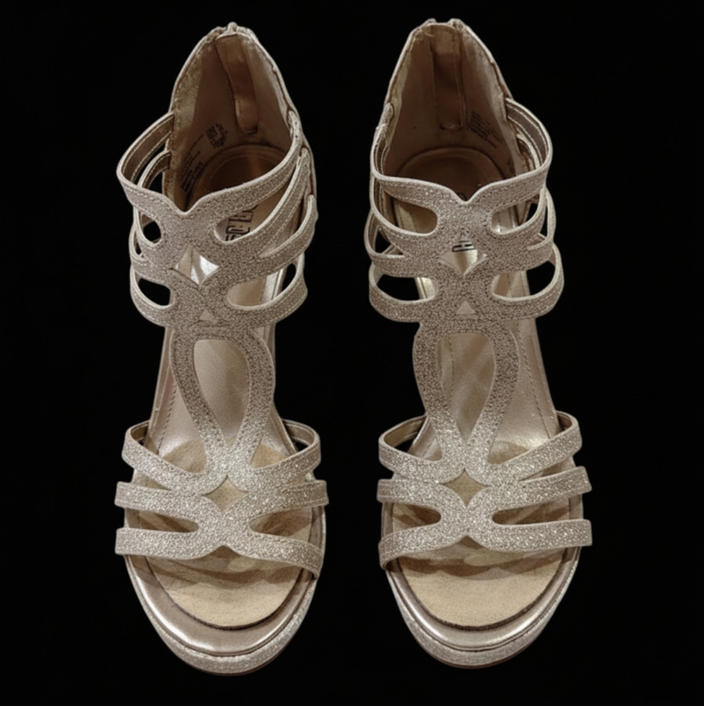 Brash Elegant Gold Glitter Strappy High Heels Size 8